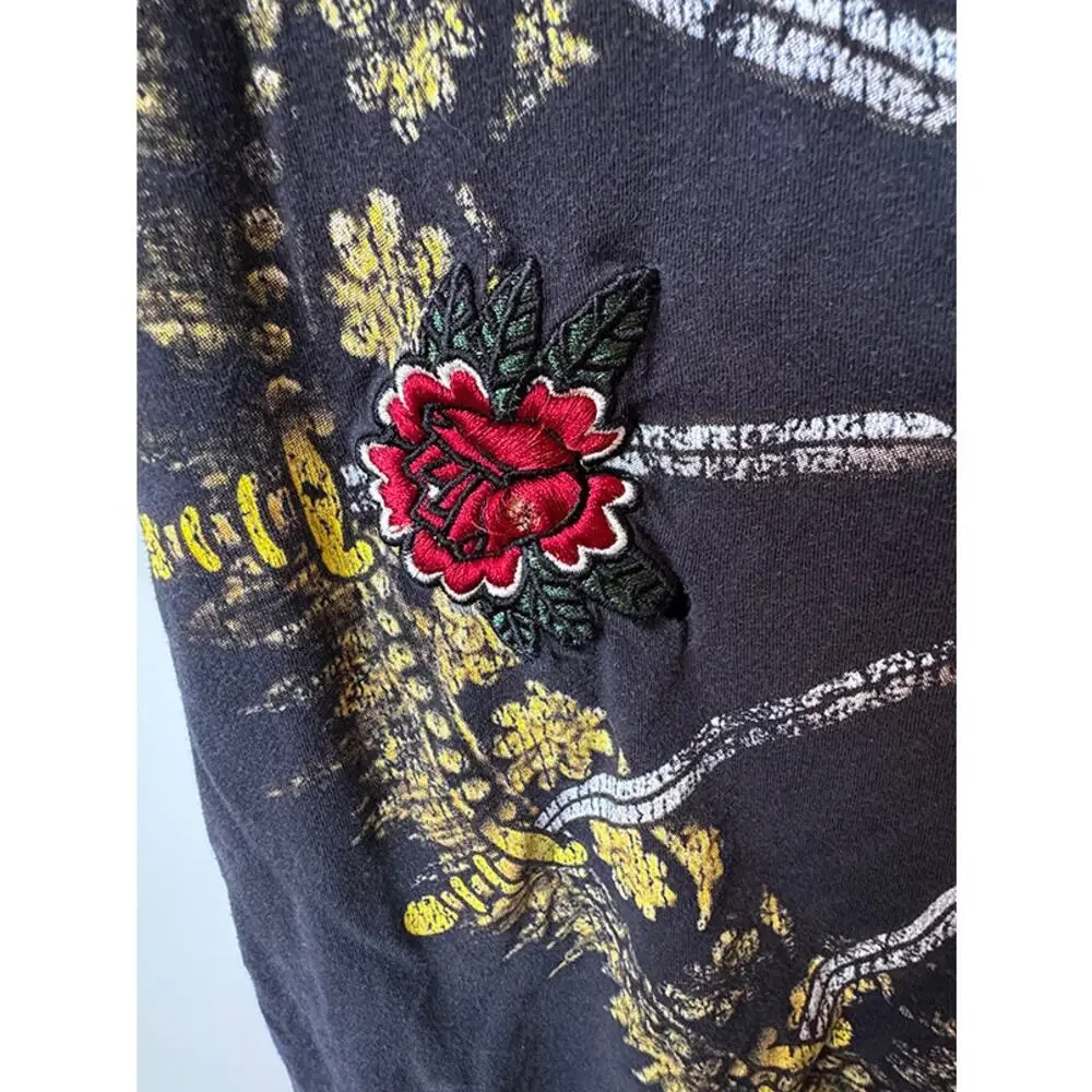 Vintage True Religion Men's Gothic Sword Embroidered‎ Graphic Print T-Shirt